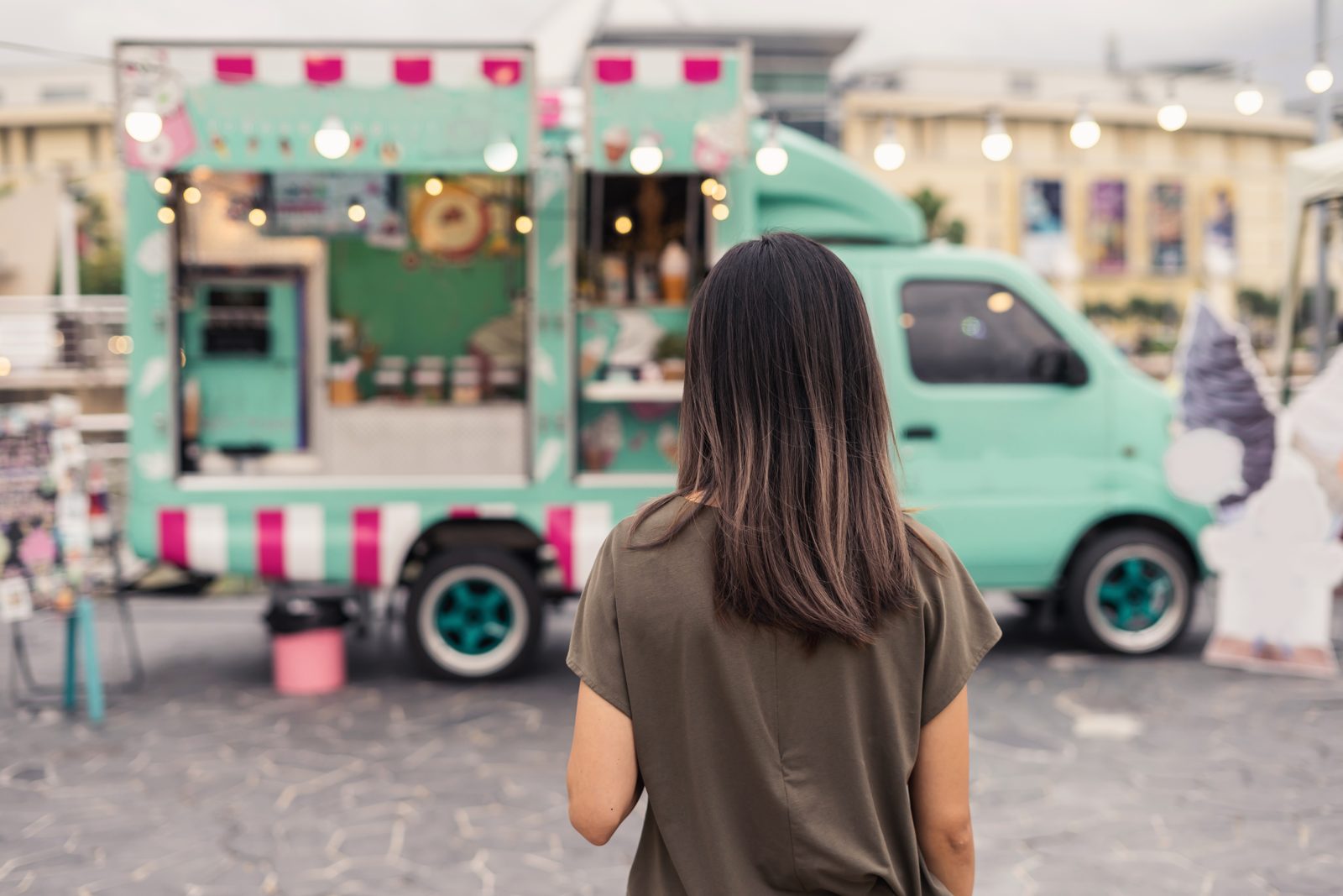 Event catering with nitro coffee